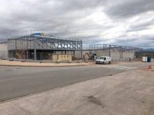 ZANGRÓNIZ empresa montadora de las cubiertas de las nuevas instalaciones de Avanzare